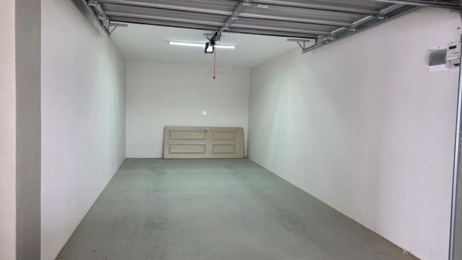 2 Bedroom Property for Sale in Da Nova Western Cape
